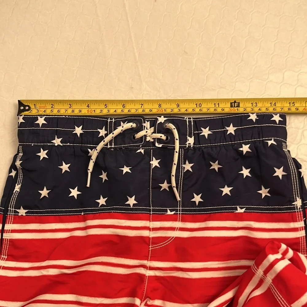 GAP American flag red white blue swim trunks XL = 12